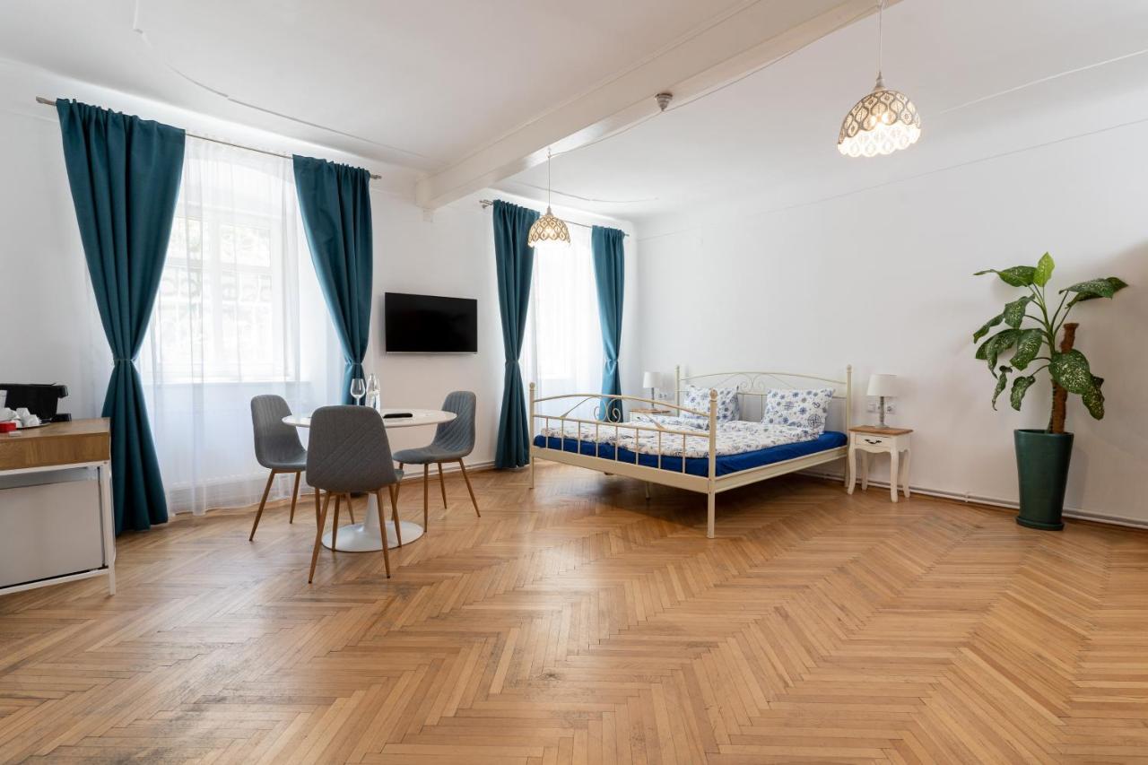 Downtown Sibiu Apartment Bagian luar foto