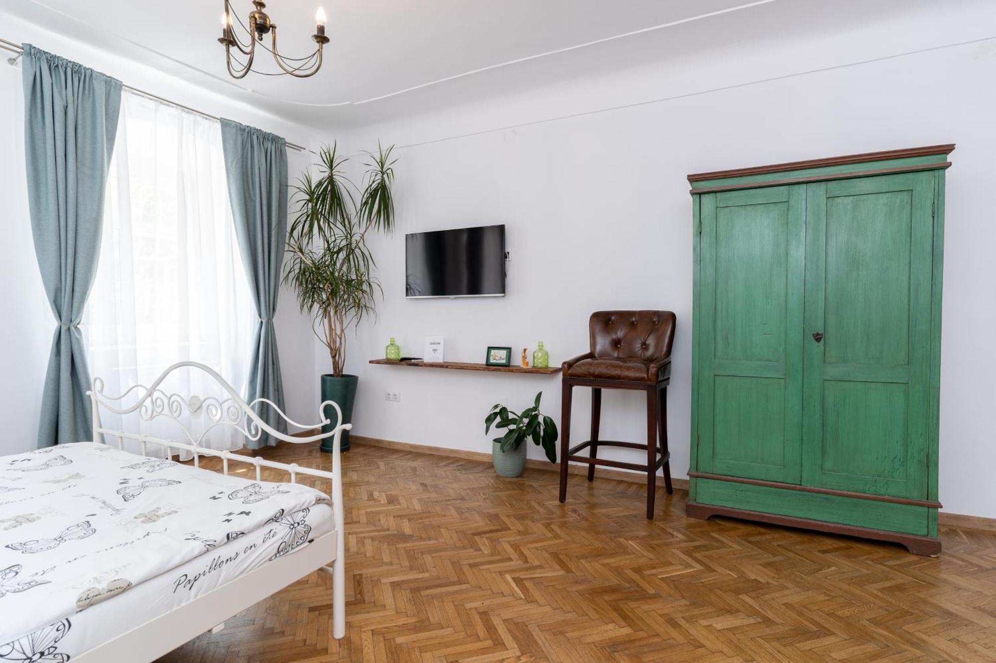 Downtown Sibiu Apartment Bagian luar foto